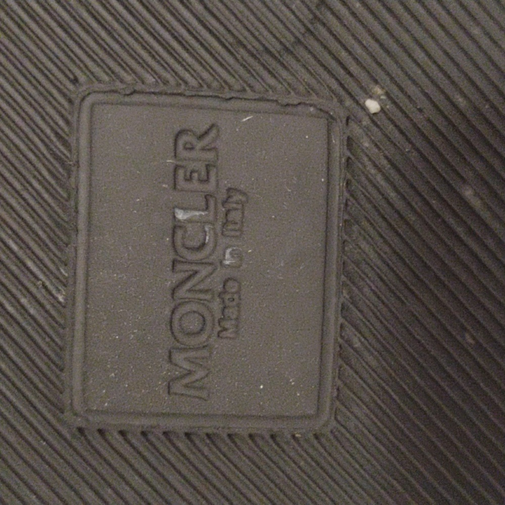 Moncler Mens Basile Slides. Size 46 (US 12). Red White and Blue in color. - Picture 8 of 13